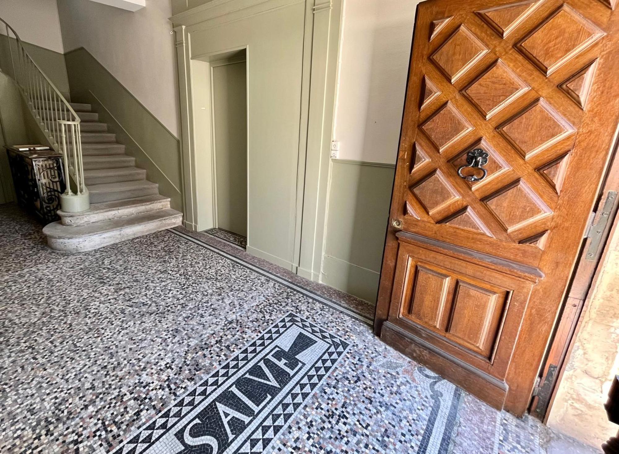 Le Flaubert, Appartement Et Parking En Centre Ville Rouen Buitenkant foto